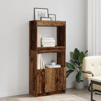 Arai Highboard