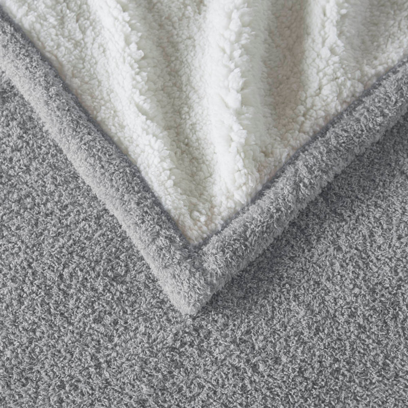 Dream Soft Heated Throw, Gray