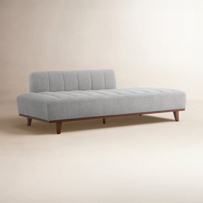 Novi Chaise Lounge