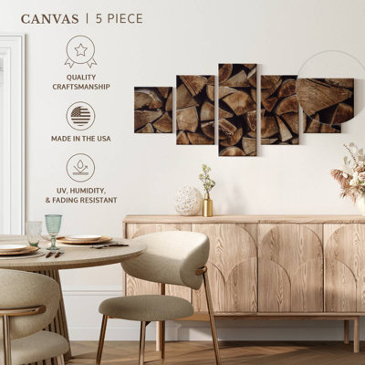 Pile de bois pour l'hiver