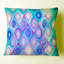 Motif dense bleu avec des tourbillons - coussin abstrait imprimé-30615978-30615982