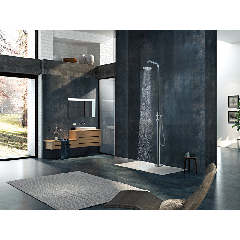 Douche d'extérieur autoportante Rain, Nickel brossé