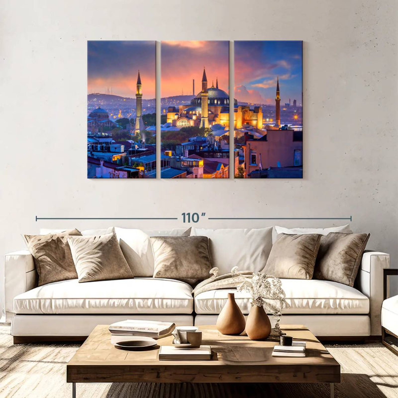 Sebbie Hagia Sophia au loin, H 48 po x l 74 po