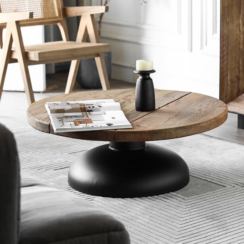 Table basse en bois massif clair wabi-sabi