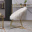 Chaise d'appoint rembourrée en fausse fourrure, blanc