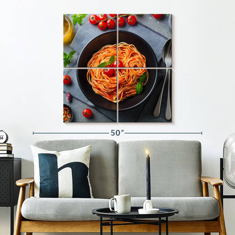 Yarlin, sauce tomate et pâtes, H 32 po x l 32 po