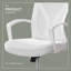 Chaise de bureau ergonomique en maille blanche avec hauteur réglable, pivotante et base en métal chromé pour espaces de travail modernes