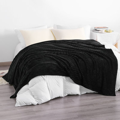 Couverture pour bébé en peluche?