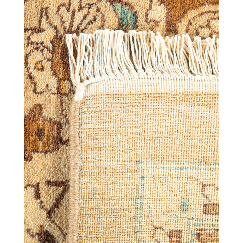Tapis unique noué à la main Keenan - doré, 10 pi 2 po x 14 pi 10 po