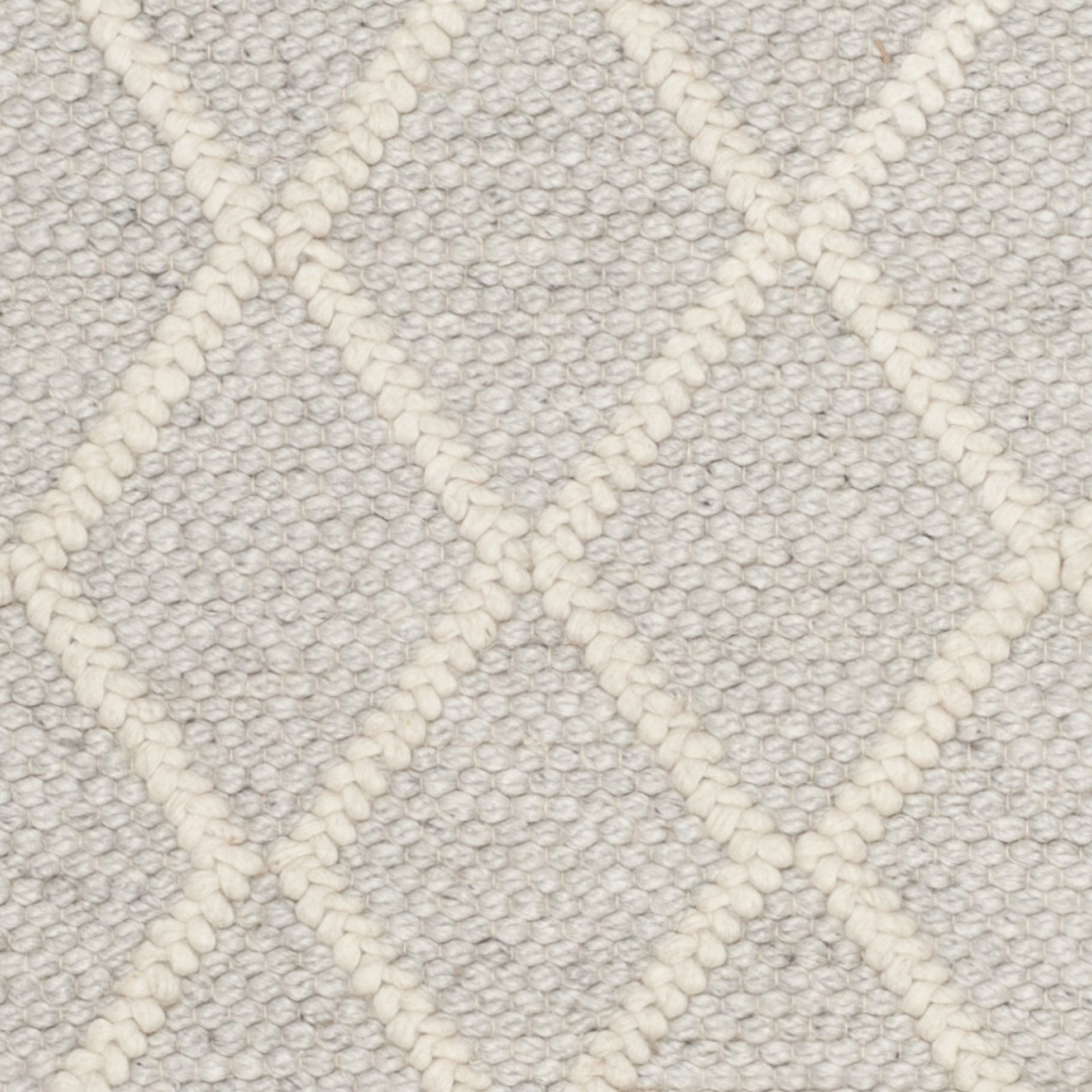 Russo Silver Ivory Flatweave Geometric Rug, Rectangle 6' x 9'
