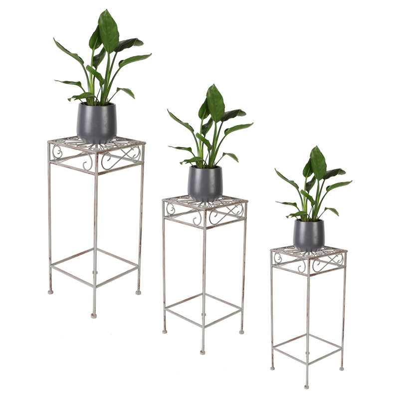 Maisy Metal Plant Stand