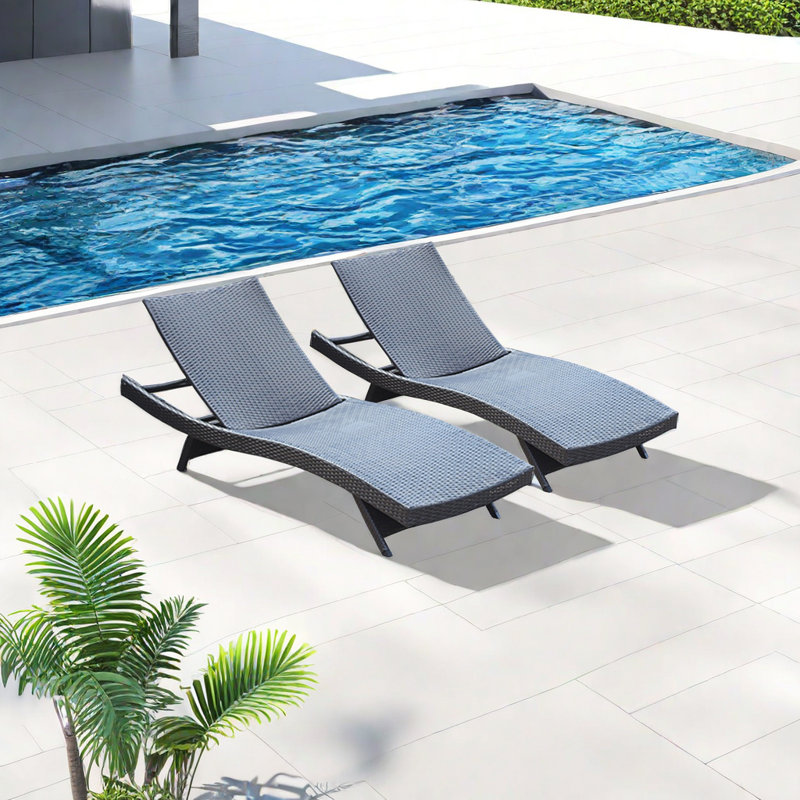 Gallitto Outdoor Wicker Chaise Lounge