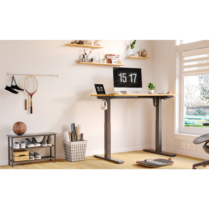Bureau debout à hauteur ajustable Berrien, H 47,3 po x l 40 po x P 24 po, Bambou