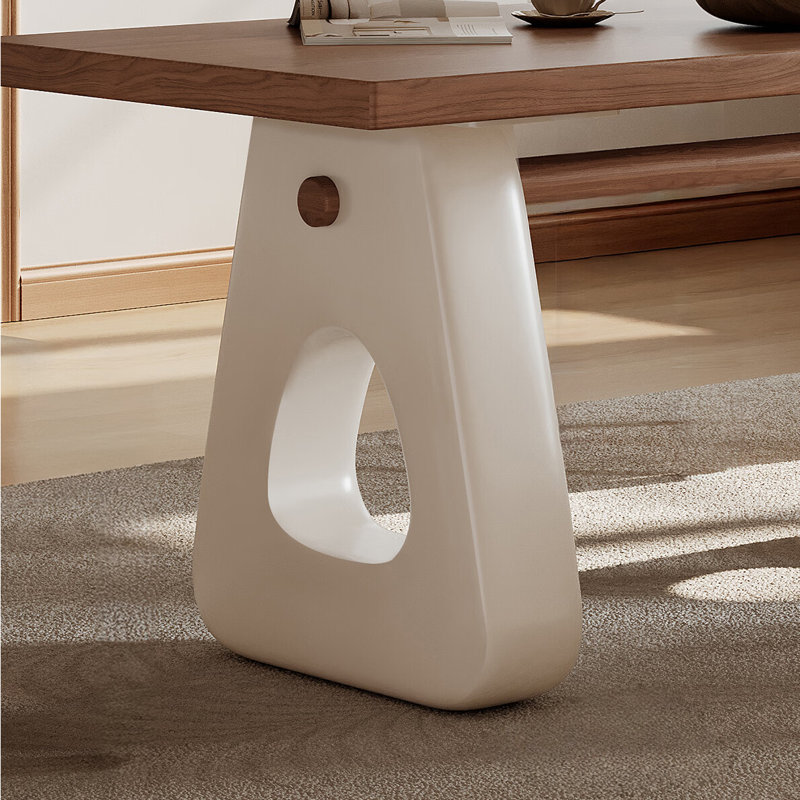Table de salle à manger de style français crème
