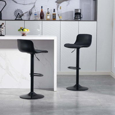 Ensemble de 2 tabourets de bar rotatifs à hauteur de comptoir modernes en cuir synthétique