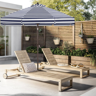 Parasol de marché en oléfine 9 'avec cantonnière festonnée, inclinaison et manivelle
