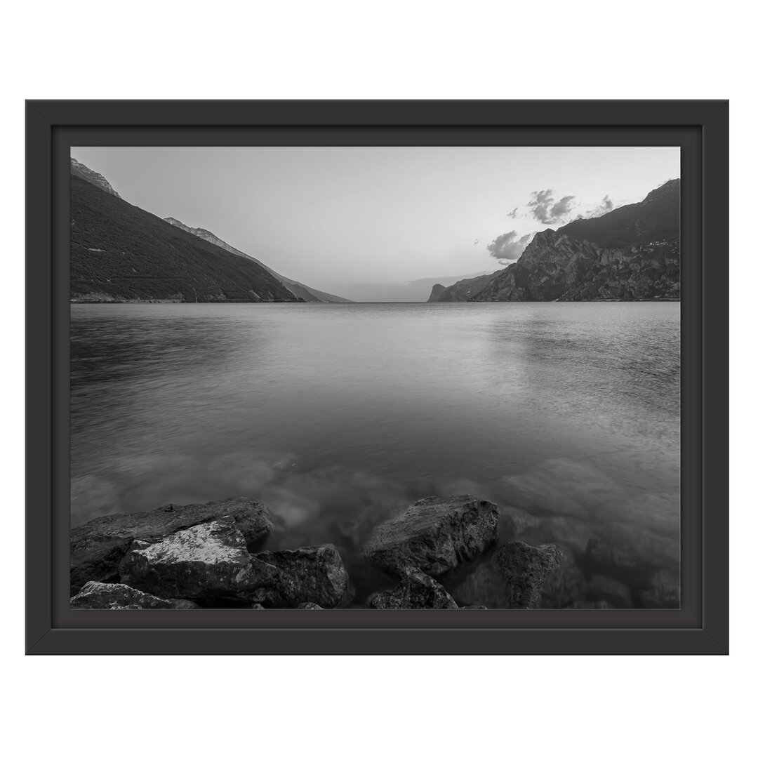 Gerahmtes Wandbild Gardasee in Italien Kunst B&W