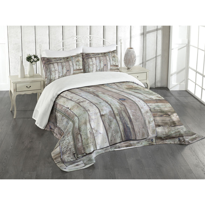 Rustic Brown Queen Bedspread Set with Barn Door Design