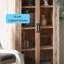 Armoire en bois massif rétro de style ancien