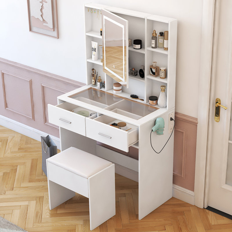 Ensemble de coiffeuse en blanc
