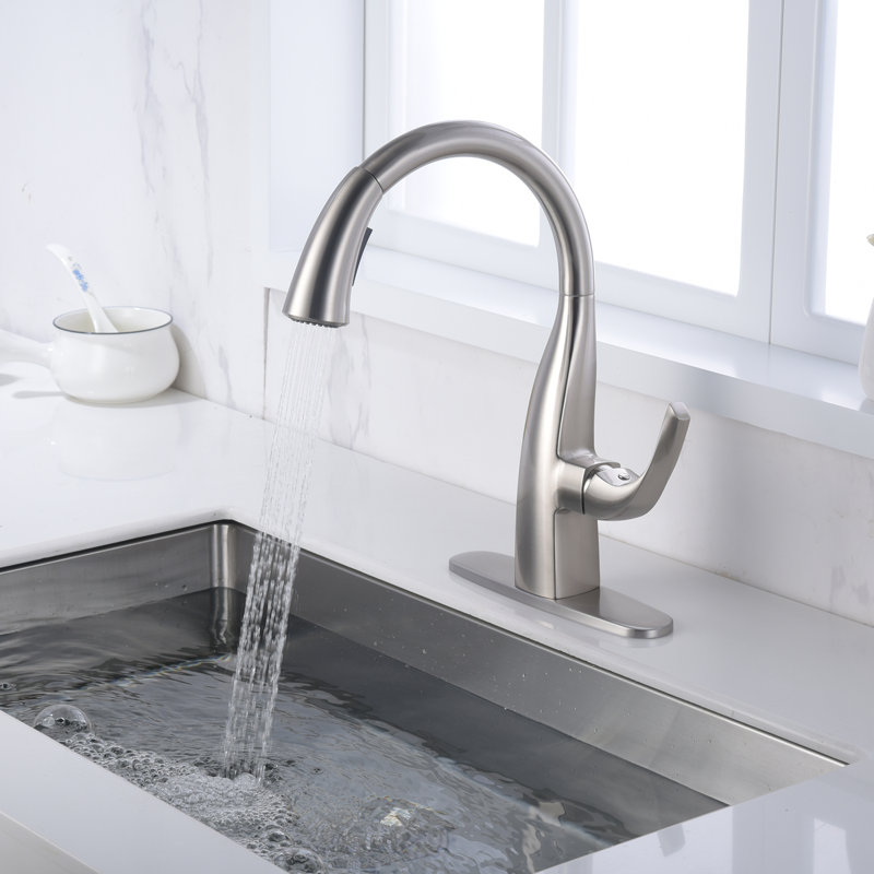 Robinet de cuisine rétractable à poignée simple avec accessoires, Nickel brossé