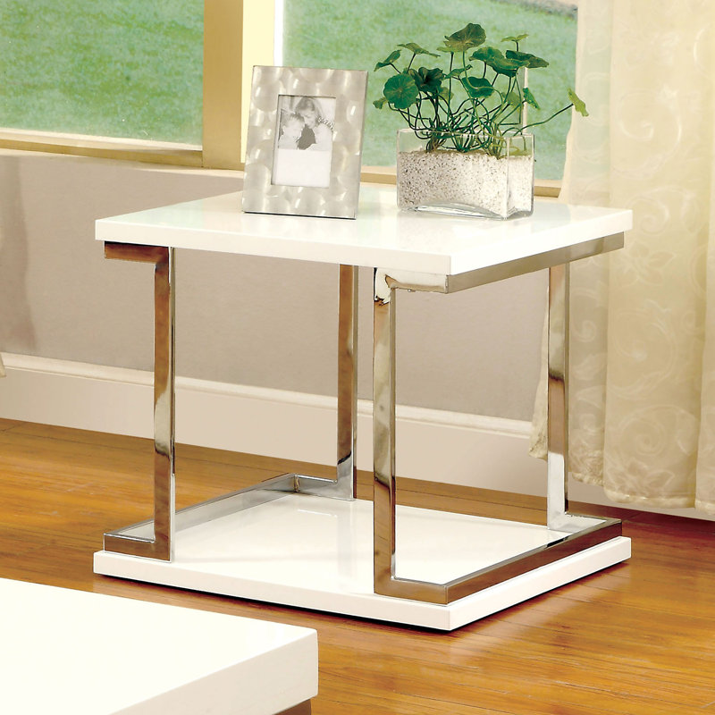 Table de bout avec rangement Aaizah