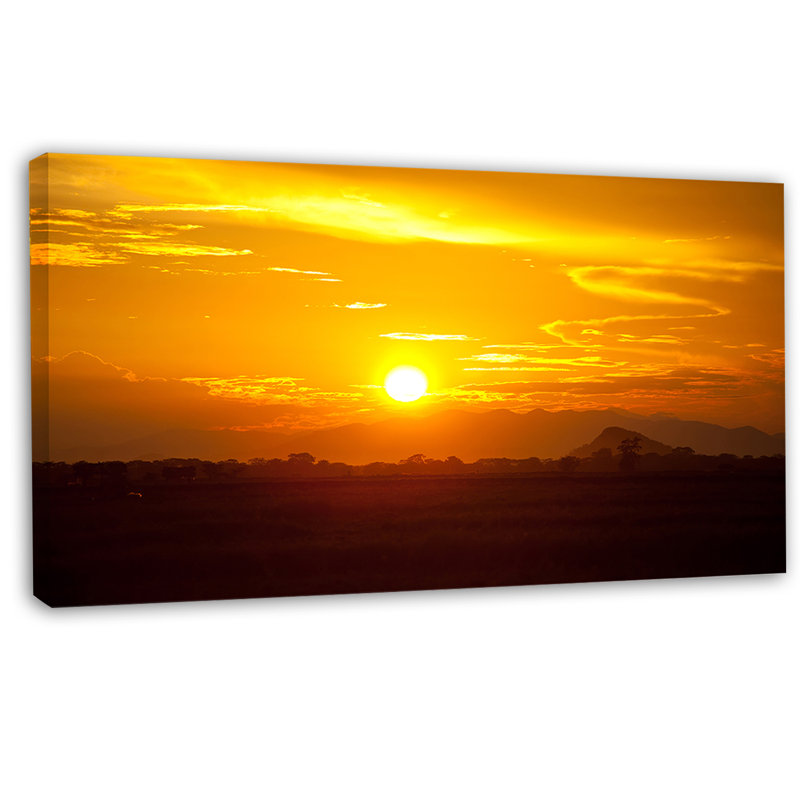 «Bright Yellow Sunset», reproduction de photo sur toile tendue, H 16 po x l 32 po