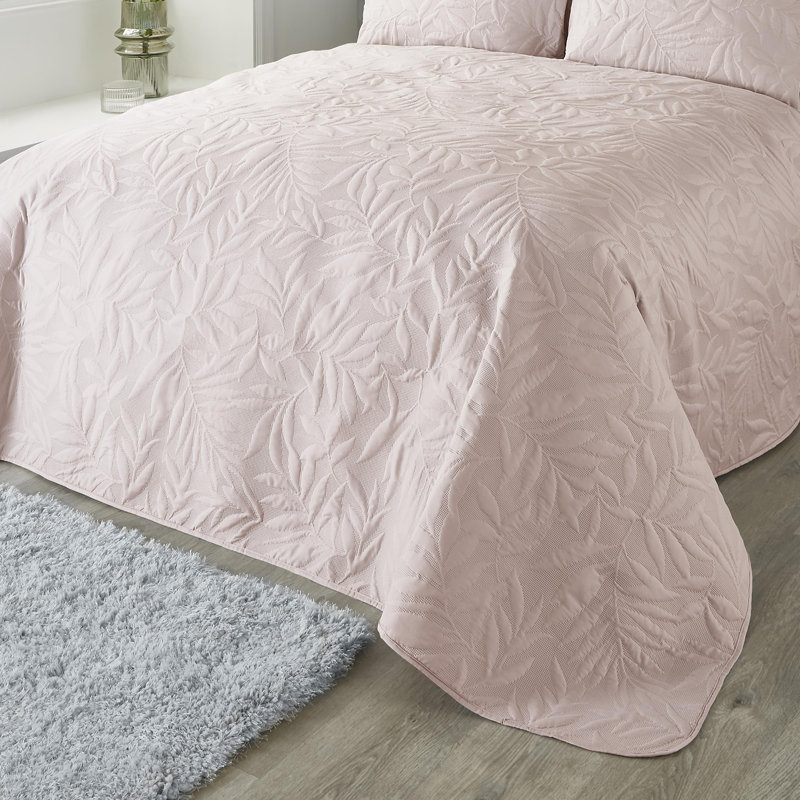 Zaragoza Polyester Floral Bedspread, Blush Pink