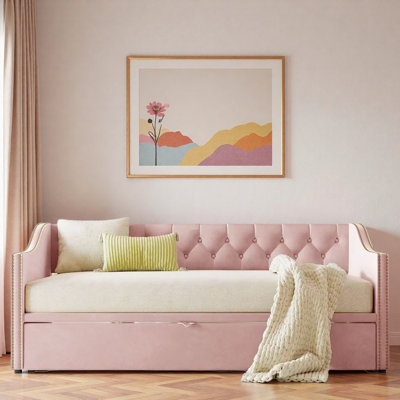 Upholstered Daybed With Pop Up Trundle
