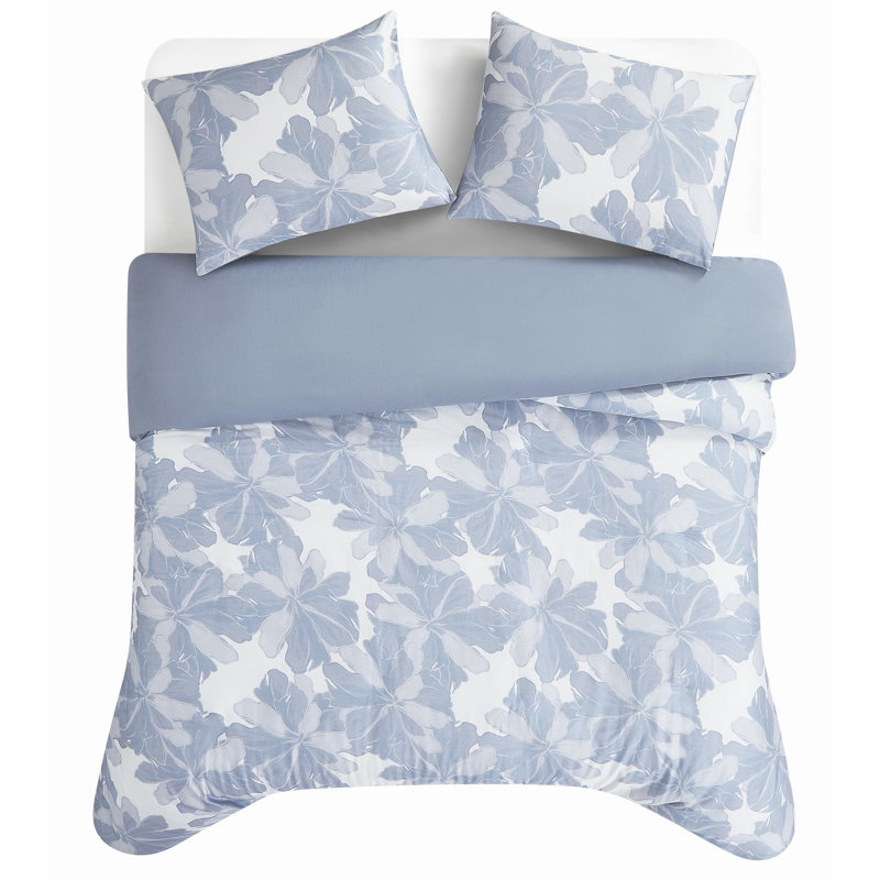 Vince Camuto Organic Floral Comforter Set, Queen Comforter + 2 Pillow Shams