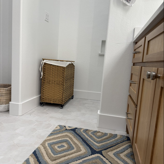 Laundry Hamper W/wheels & Lid 125l 3-section Clothes Hamper W/2 Liner Bags - Brown