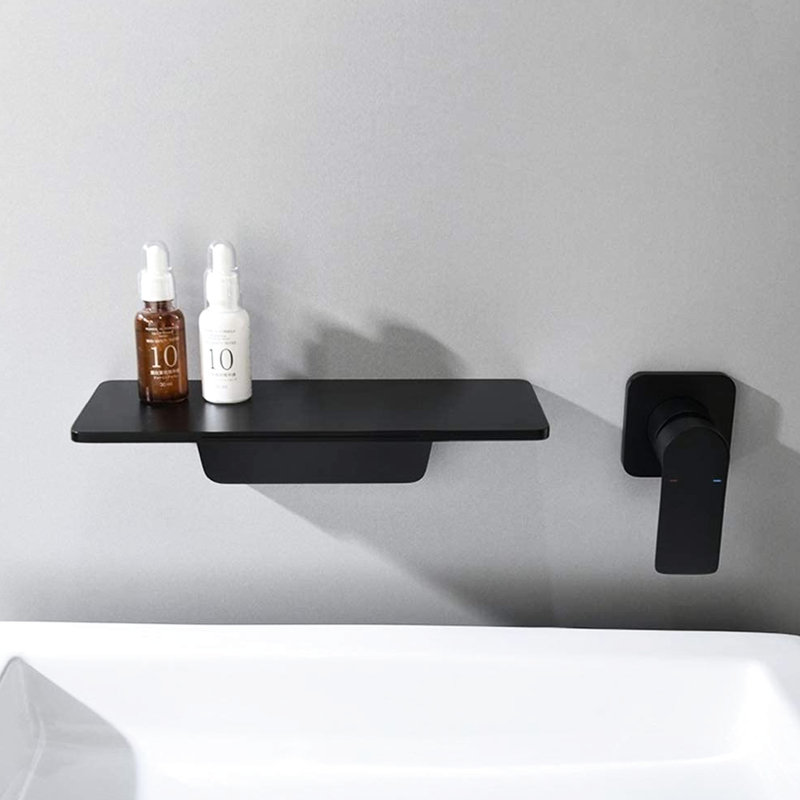 Robinet de lavabo cascade pour salle de bain noir mat, fabriqué en laiton, contrôle individuel de l'eau, robinet améliorant l'efficacité de l'espace en apparence pratique et élégante