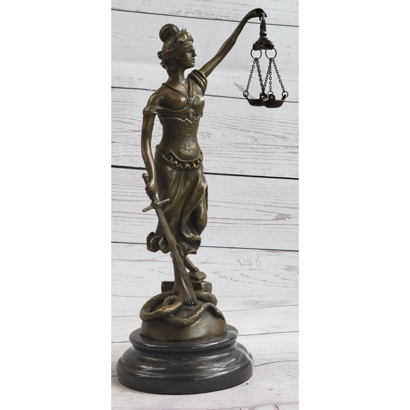 Statue d'avocat à l'aveugle Rihamna Mayer