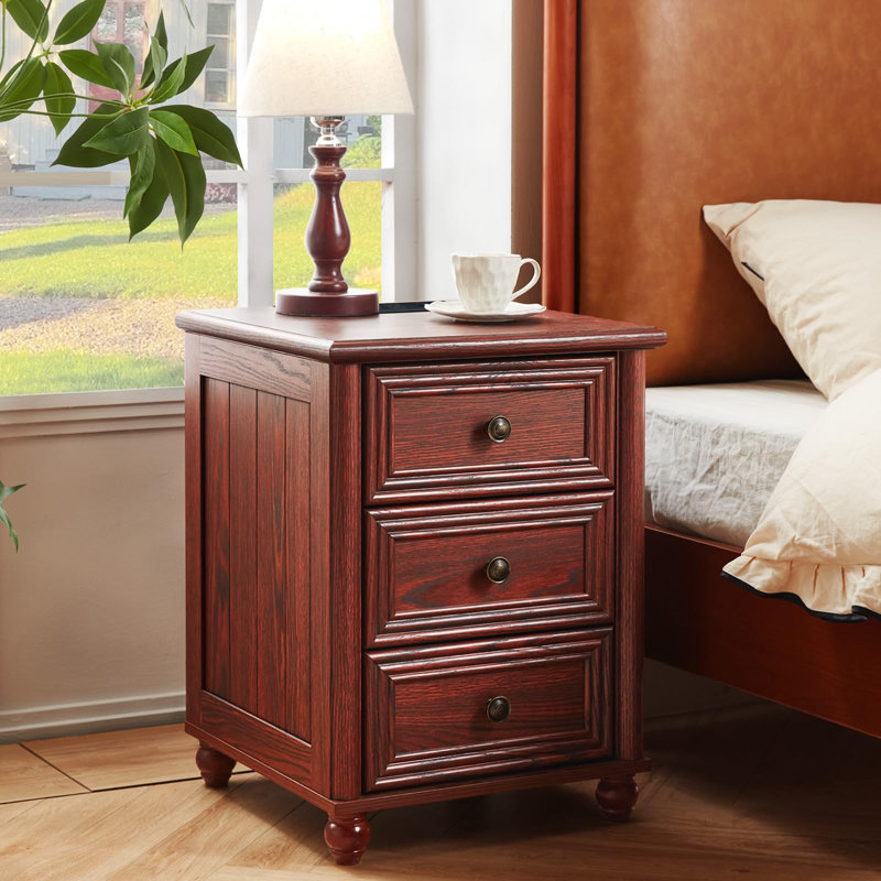 Ensemble de 2 tables de chevet avec station de charge, tables de chevet en bois de ferme avec 3 tiroirs, pieds à colonnes romaines et bases cylindriques pour la chambre à coucher et le salon