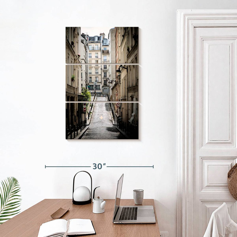 Sirci Montmartre Street II, H 32 po x l 20 po