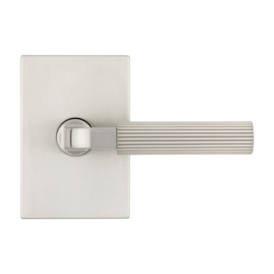 Mirada Reeded Hall/Closet Lever w/ Rectangular Rose