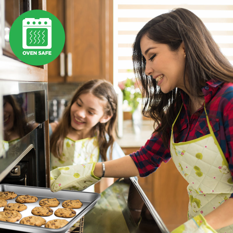 NutriChef Non-Stick Aluminum Baking Sheet with Cooling Rack