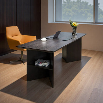Bureau minimaliste moderne