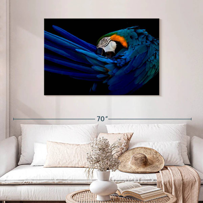 Majestic Macaw, 30" H x 45" W