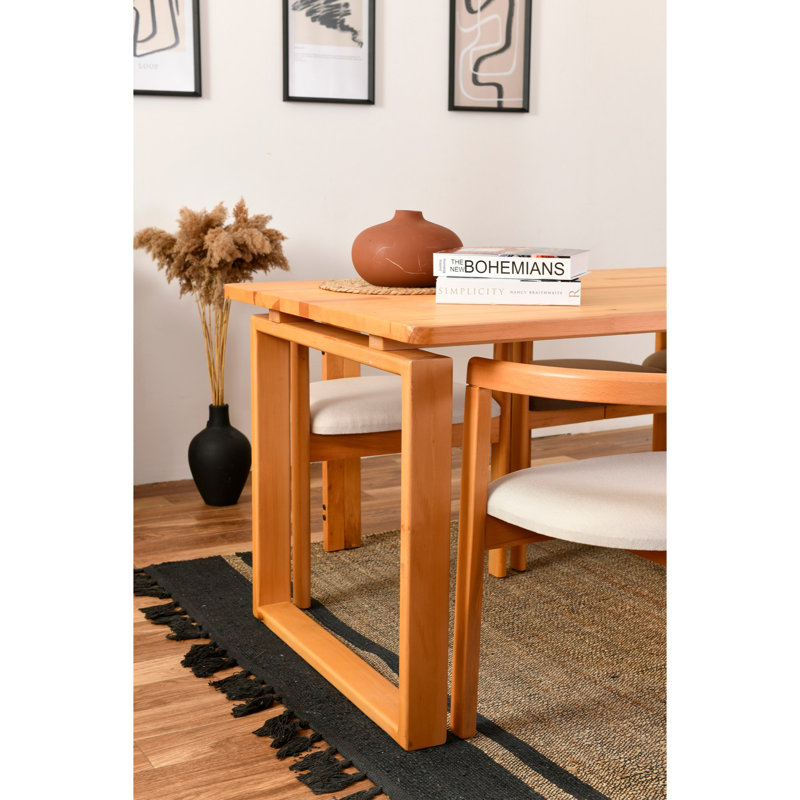 Molano 6 - Person Dining Set