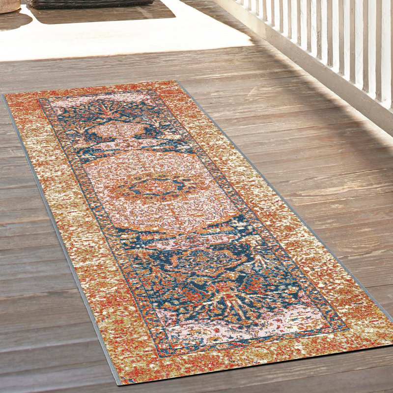 Indoor/Outdoor Traditional Area Rug, Runner 2' x 5'1"