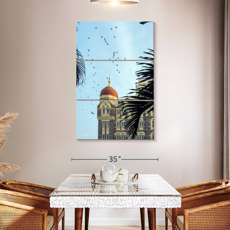 Lilie Taj Mahal Palace Hotel Mumbai