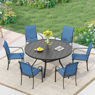 Ensemble repas pour 6 personnes avec table ronde et 6 chaises empilables