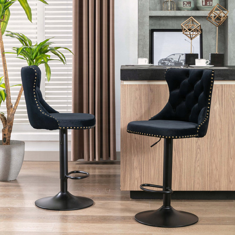Tabouret de bar pivotant en velours à hauteur réglable et base de 17,7 po, ensemble de 2, Noir