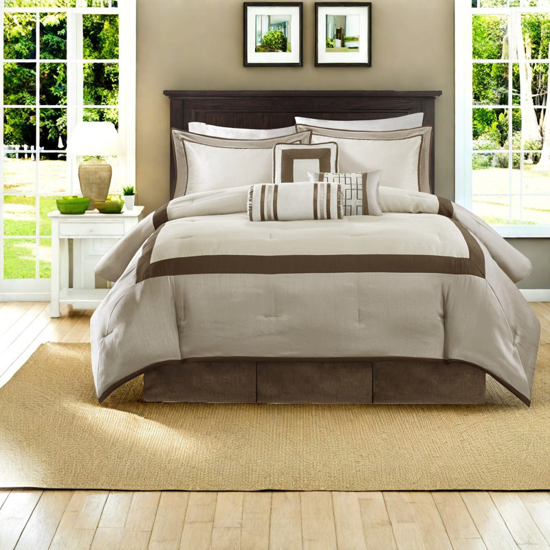 Luxurious 7 Piece Polyester Bedding Sets, Contemporary Neutral Design For Home