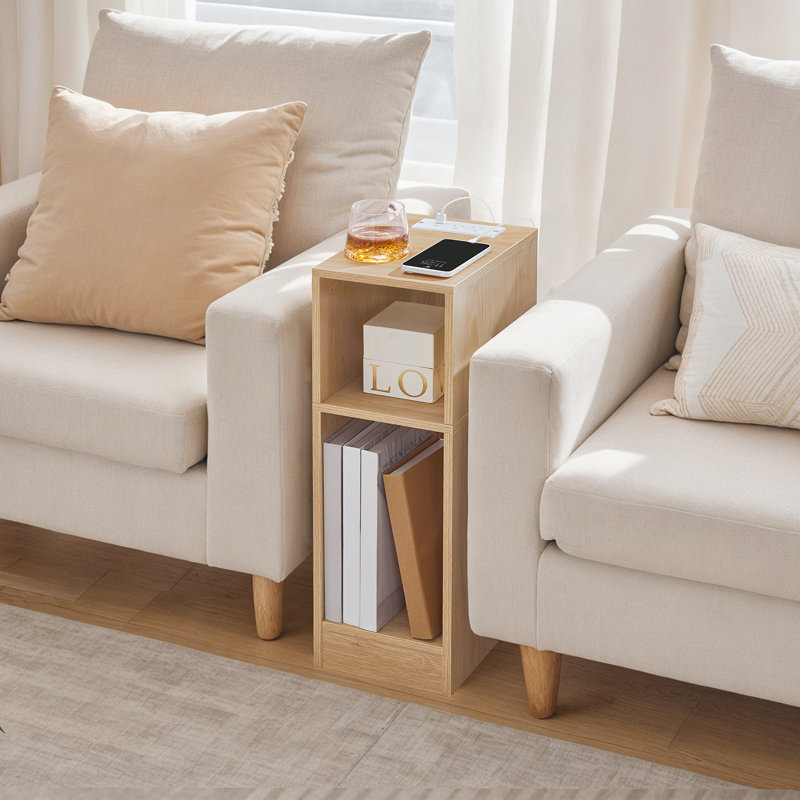 Table de chevet étroite, table de bout mince avec station de charge et capteur à DEL, table d'appoint moderne, table de chevet, pour petits espaces, salon, chambre à coucher, naturel