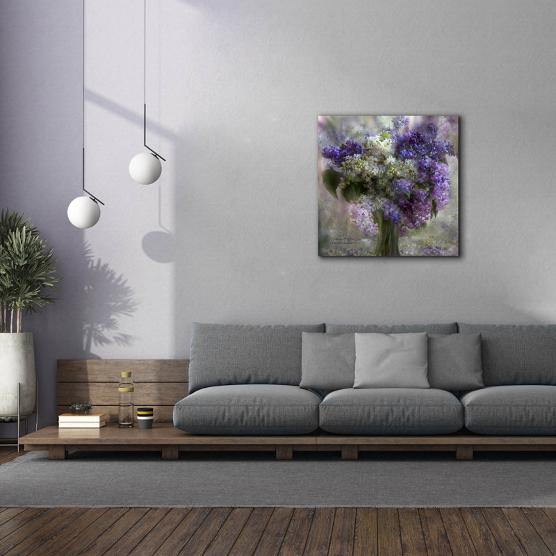 Toile rouge «Lilacs of Love» par Carol Cavalaris, H 37 po x l 37 po x P 1,5 po
