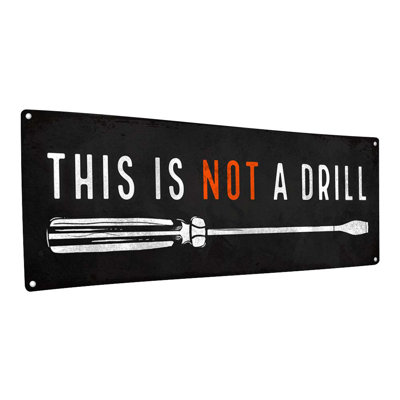 «This Is Not A Drill Metal» sur métal