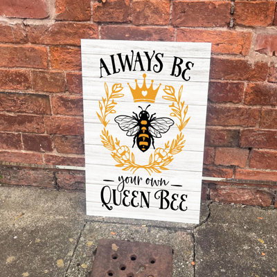 Wall Decor on Metal