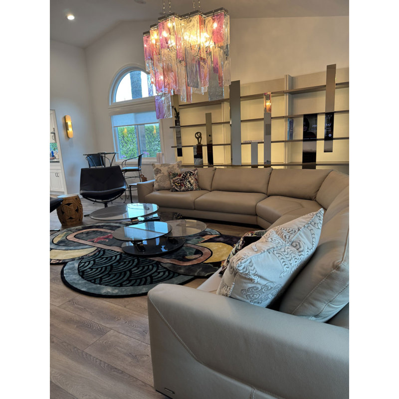 Lustre en cristal Amethyst Murano, Fumée, Laiton satiné, 55” Length x 22” Width x 36” OA Height